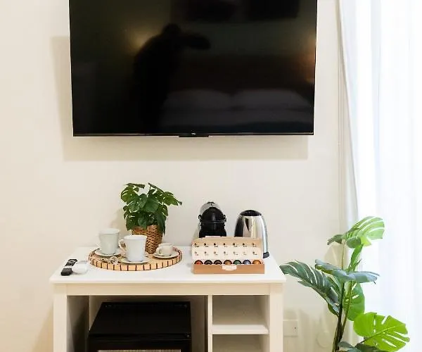 Residenza Leoncino 4*