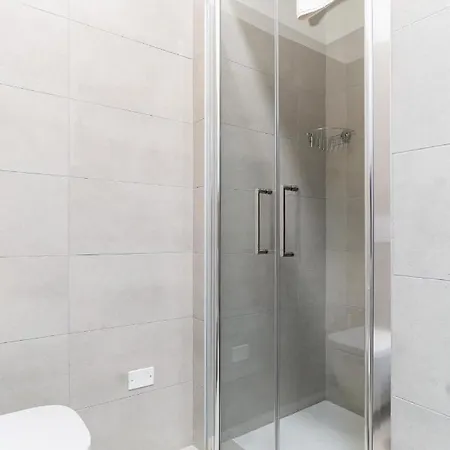 בית הארחה Residenza Leoncino 3*